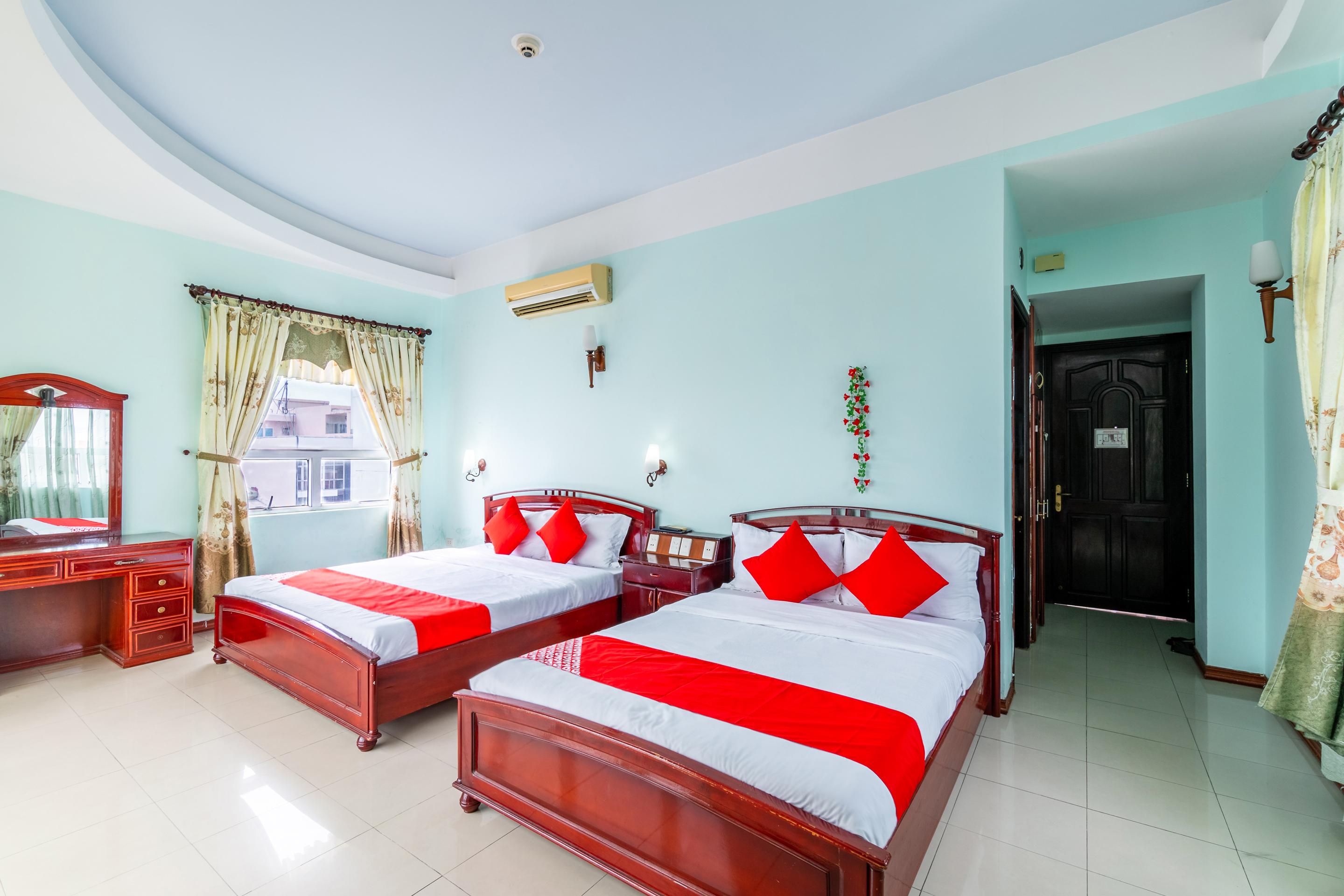 Golden Gate 1 Hotel Da Nang Buitenkant foto