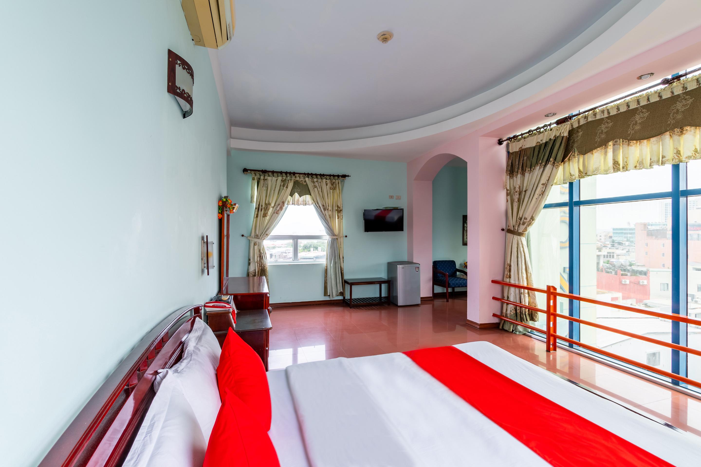 Golden Gate 1 Hotel Da Nang Buitenkant foto