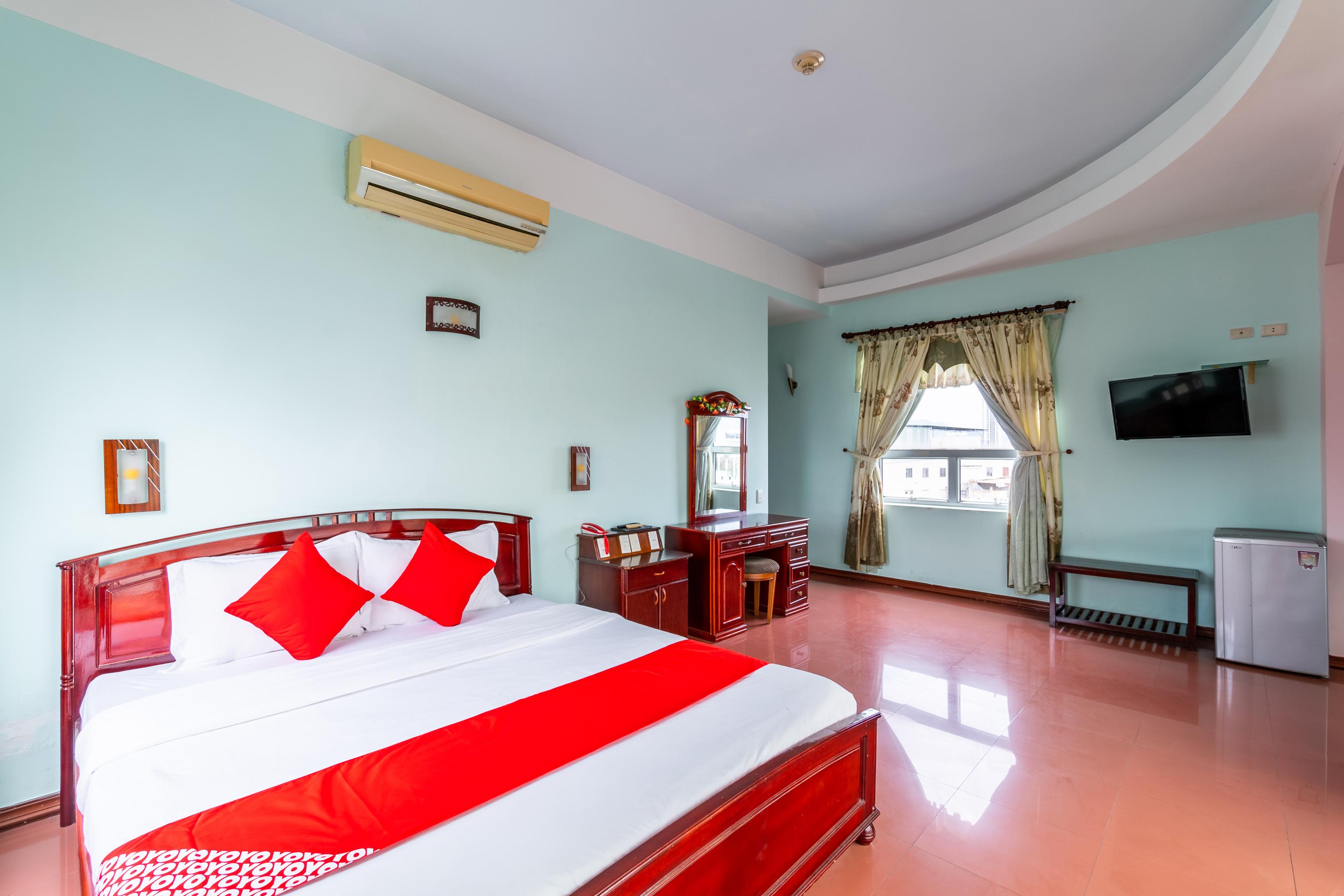 Golden Gate 1 Hotel Da Nang Buitenkant foto