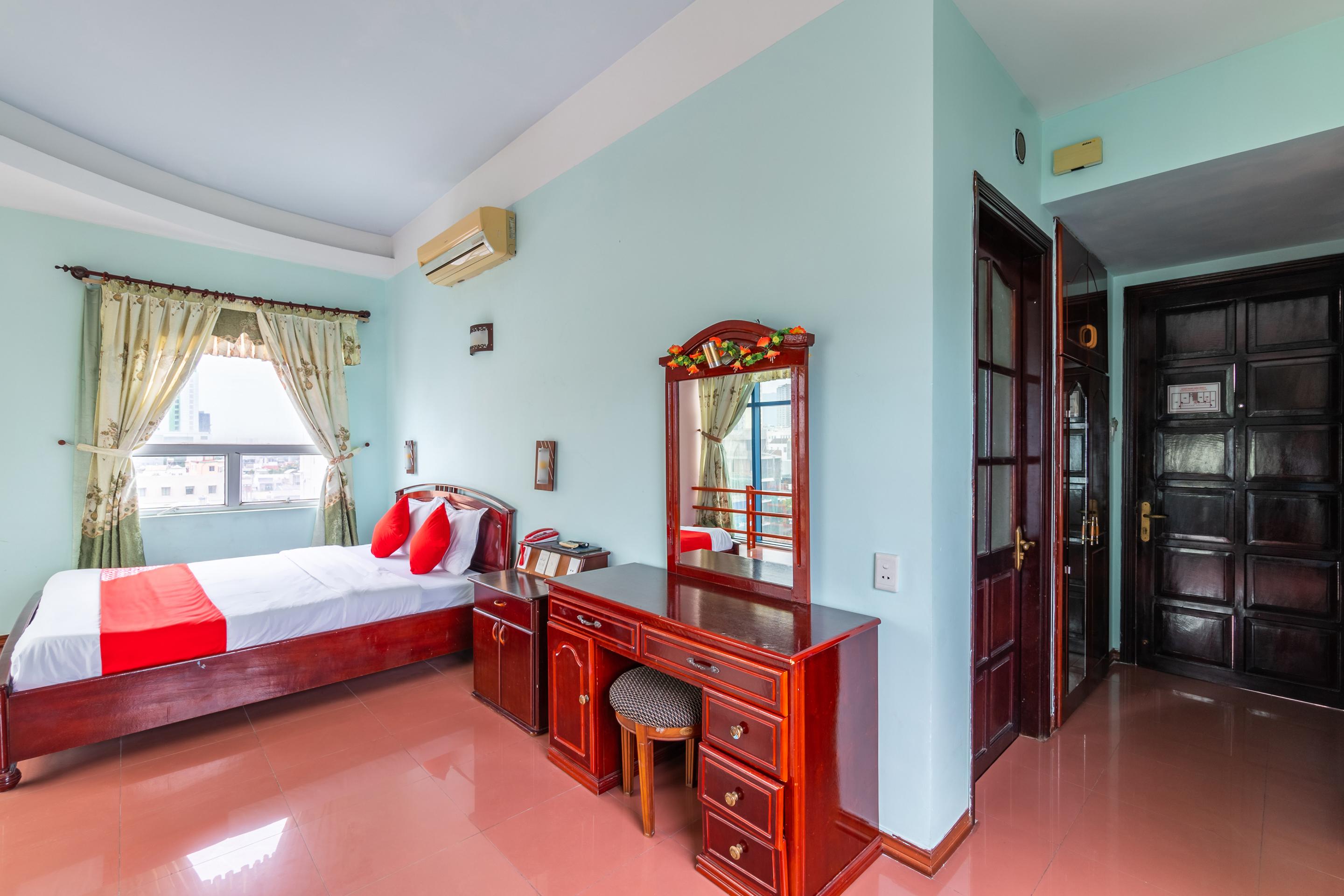 Golden Gate 1 Hotel Da Nang Buitenkant foto