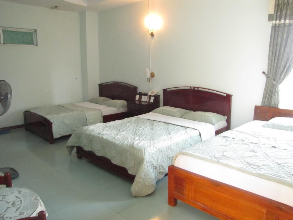 Golden Gate 1 Hotel Da Nang Buitenkant foto