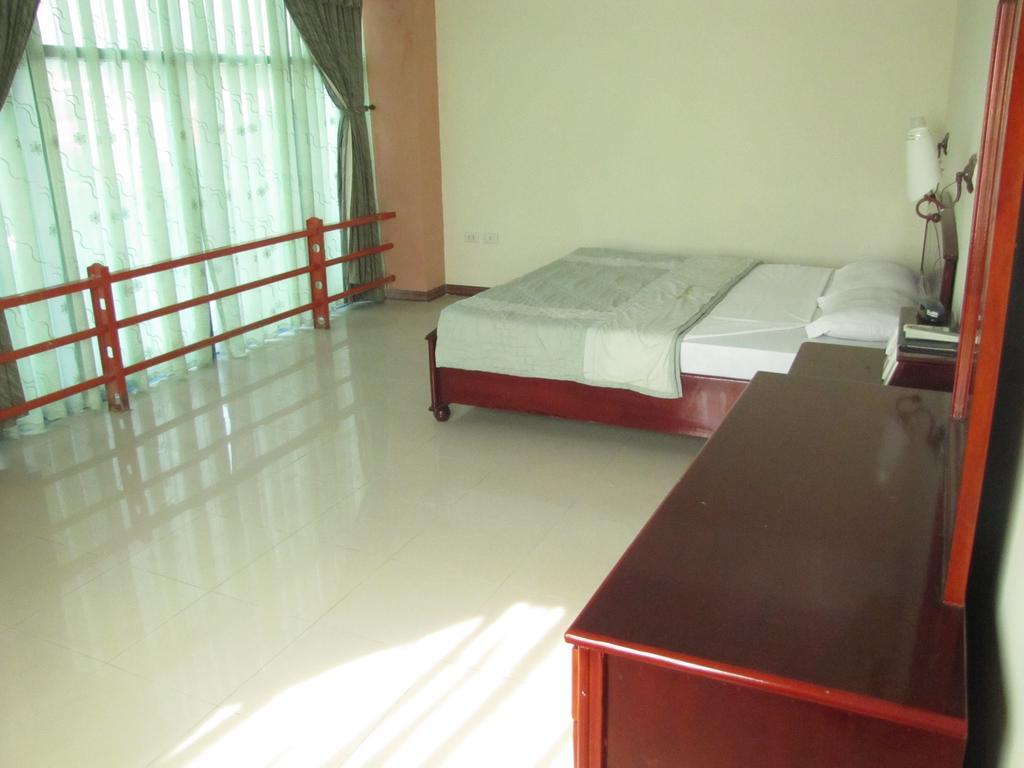 Golden Gate 1 Hotel Da Nang Buitenkant foto